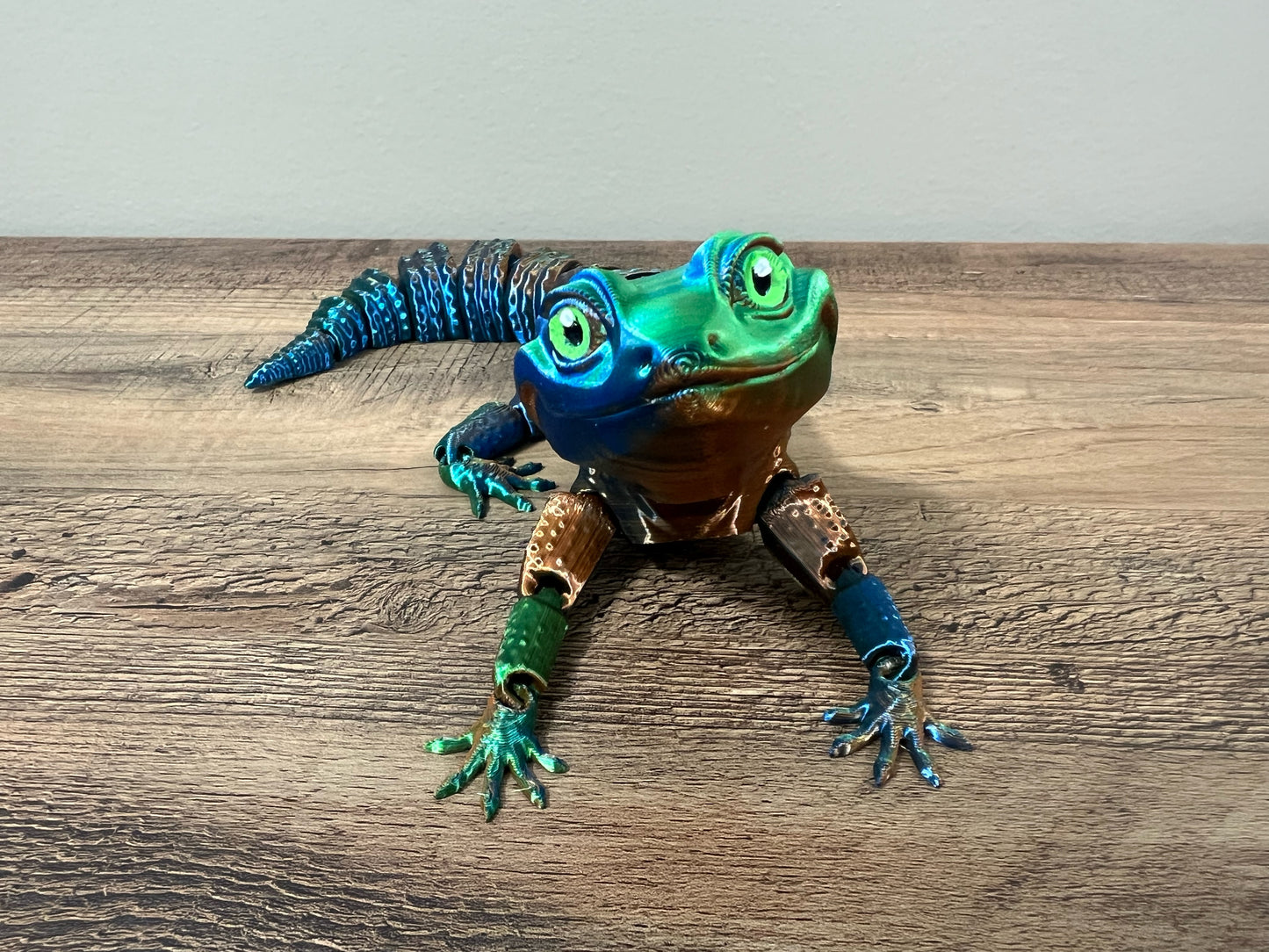 Articulated  Gecko - Slandis Creations LLC