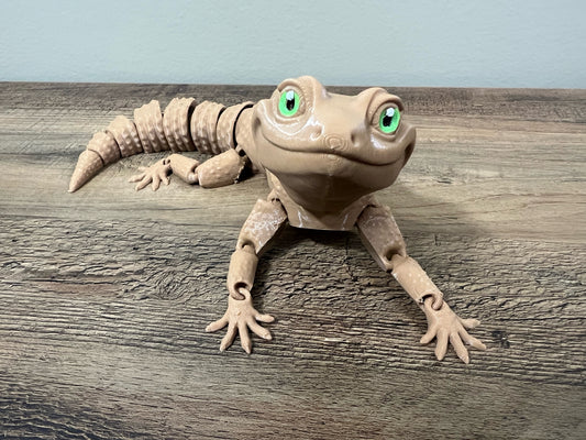 Articulated  Gecko - Slandis Creations LLC