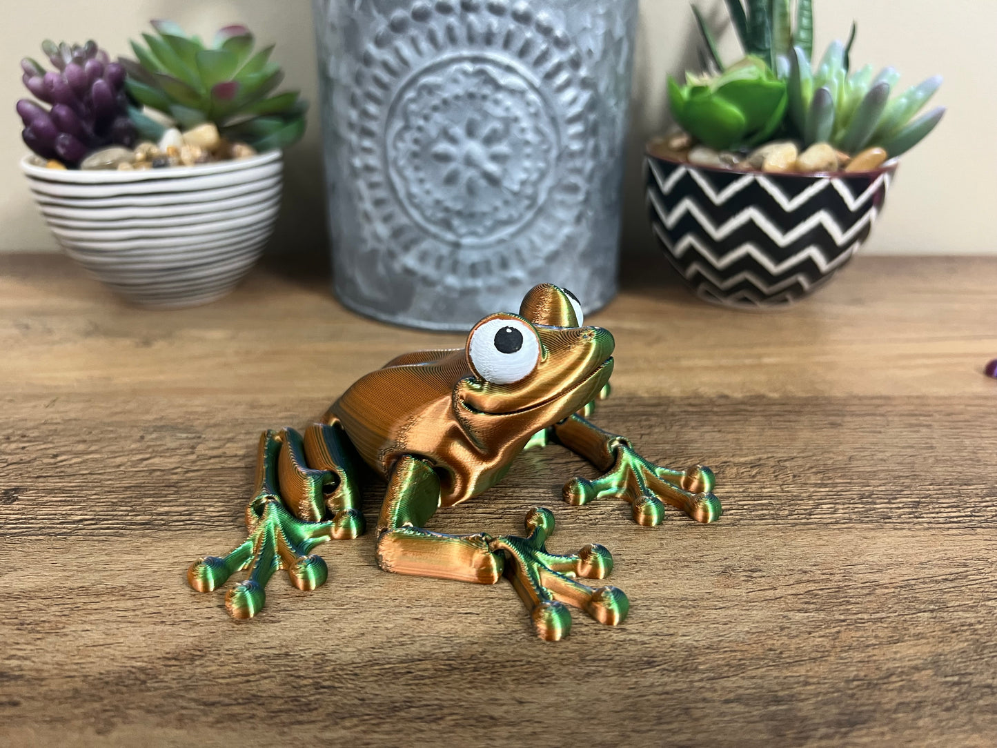 Articulating Frog - Slandis Creations LLC